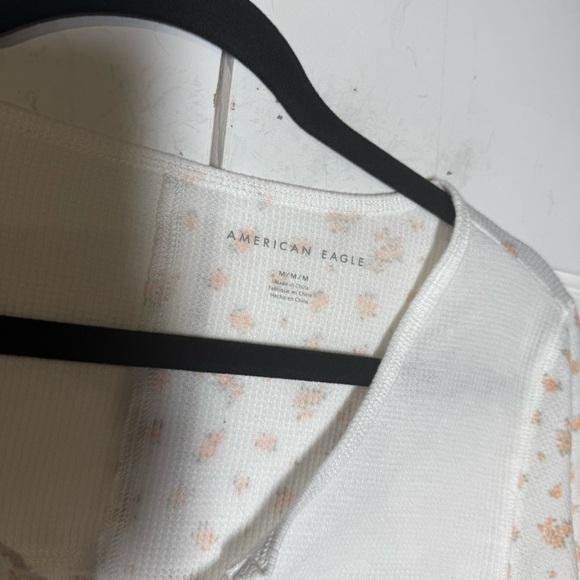 American Eagle Orange and White Floral Patchwork Top Cropped Long Sleeve Size M - Picture 5 of 10